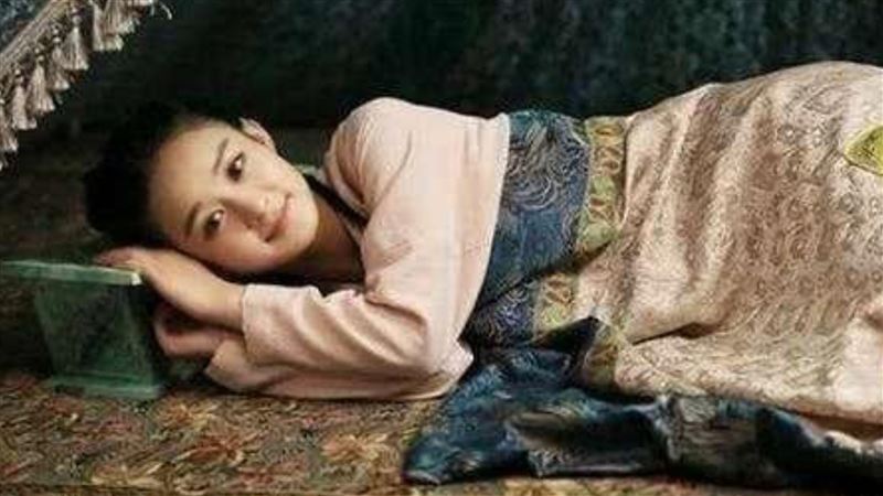 為何古代人愛睡「瓷枕」？不難受嗎？