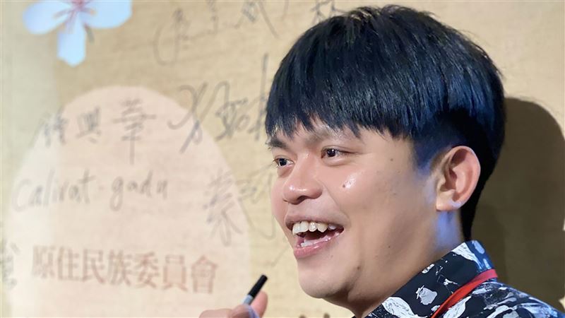 蔡阿嘎獲本土語言獎　盼說台語成榮耀