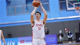 UBA台灣師大澳門籍中鋒容毅燊。（圖／大專體總提供）