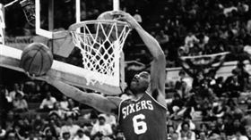 ▲J博士在明星賽的灌籃大賽。（圖／取自推特）