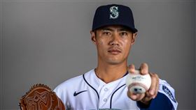 水手隊亞洲球員菊池雄星、平野佳壽和陳偉殷。（圖／路透社／達志影像）