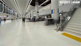 武漢肺炎影響　東京成田機場空蕩蕩