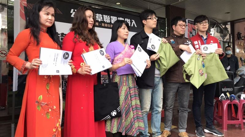 掀開遮羞布　罷韓連署書衝破51萬份