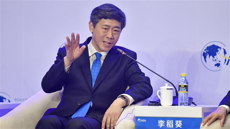 李稻葵：中國全面復工比任何政策重要