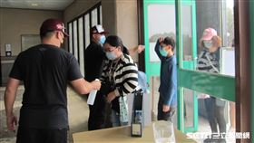 ▲首爾培證英雄春訓練習賽在澄清湖球場防疫措施。（圖／記者蕭保祥攝影）