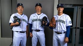 水手隊亞洲球員菊池雄星、平野佳壽和陳偉殷。（圖／路透社／達志影像）