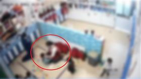 托嬰中心,幼保員,台南/翻攝臉書靠北惡質幼兒園