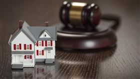 個人因無力清償債務致不動產遭法拍，仍須報繳房地交易所得稅（圖／資料照）