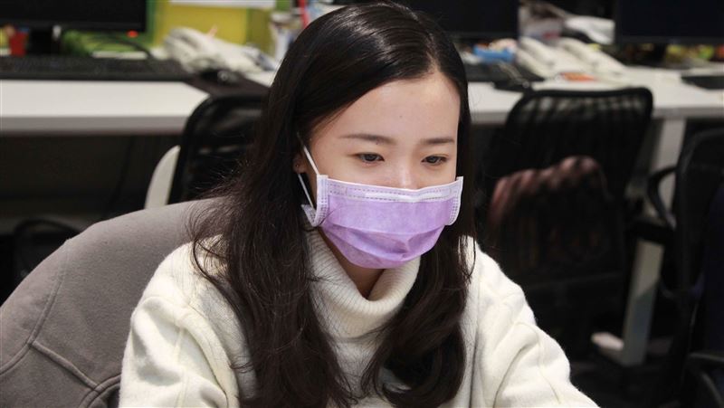 防疫也要美　醫曝3招防「口罩爛臉」