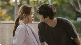 浪漫醫生金師傅,安孝燮,李聖經 LINE TV提供