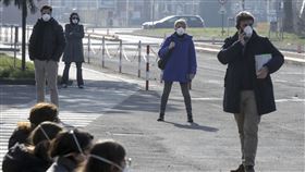 義大利人、戴口罩、外國人、國外（圖／美聯社／達志影像）