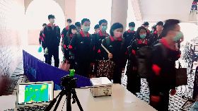 二信高中自製紅外線體溫成像儀