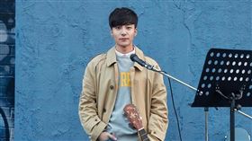 男歌手Roy Kim去年形象一落千丈。（圖／翻攝自Roy Kim IG）