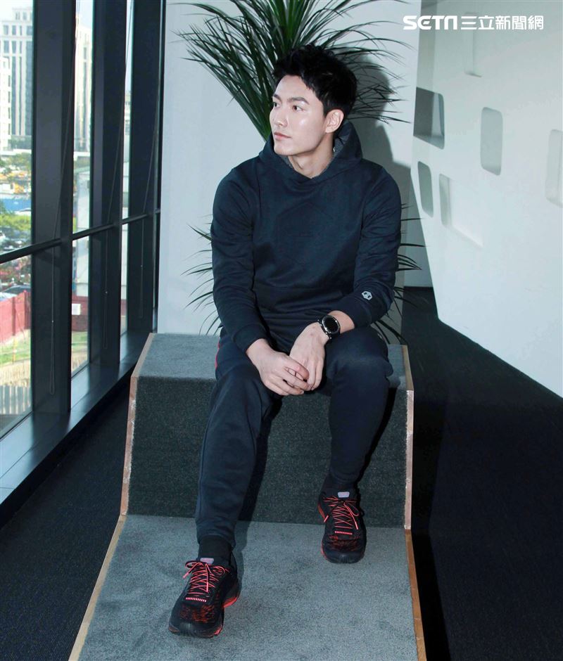 賴東賢三立新聞網專訪。（記者邱榮吉/攝影）