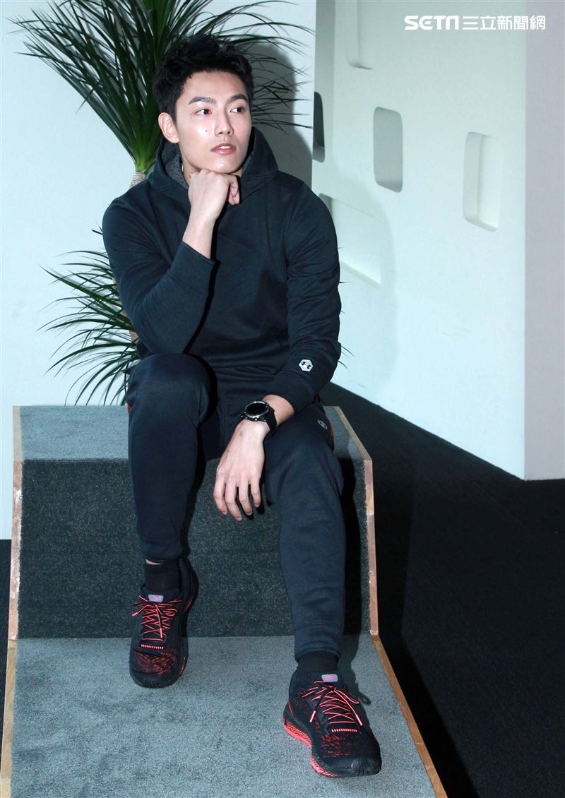 賴東賢三立新聞網專訪。（記者邱榮吉/攝影）