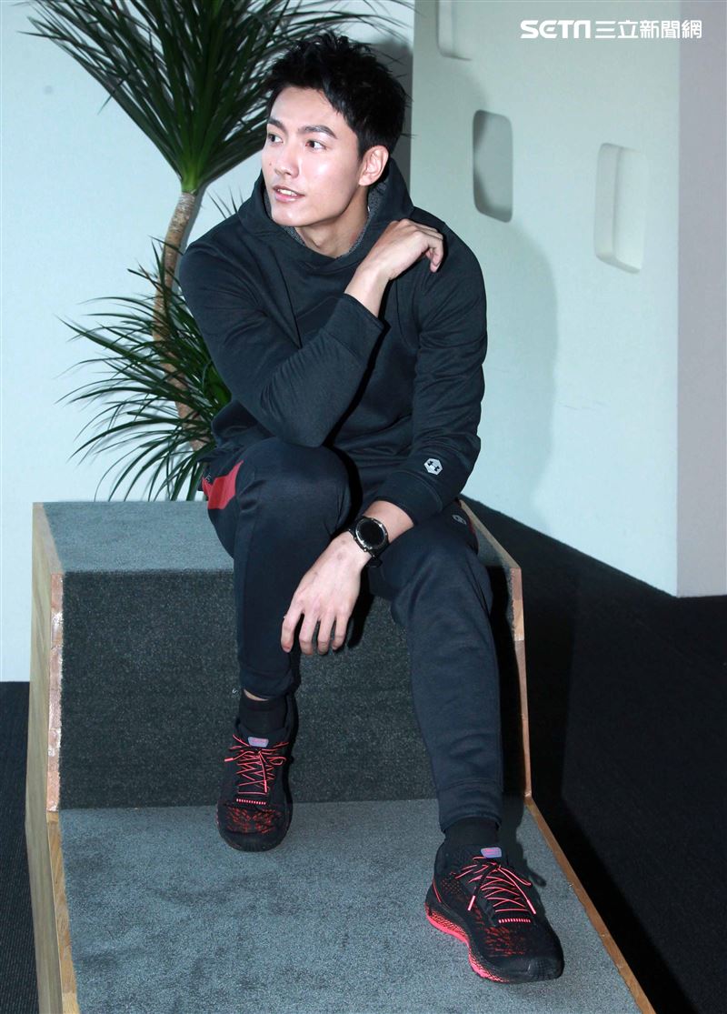 賴東賢三立新聞網專訪。（記者邱榮吉/攝影）