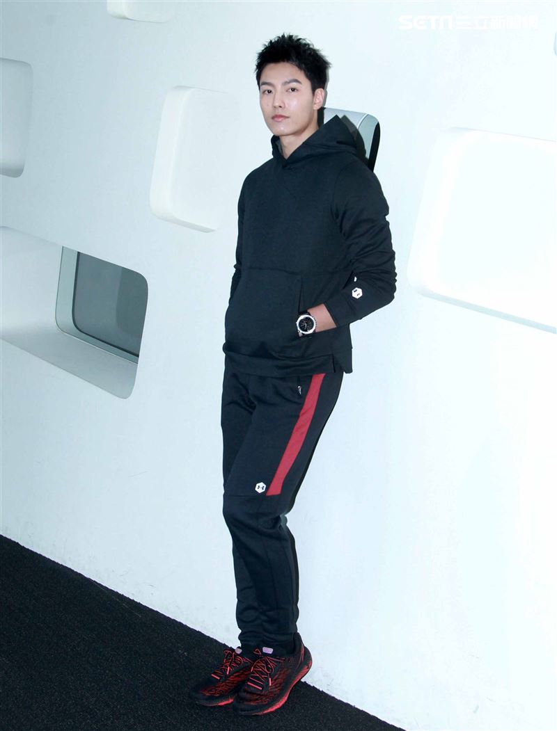 賴東賢三立新聞網專訪。（記者邱榮吉/攝影）