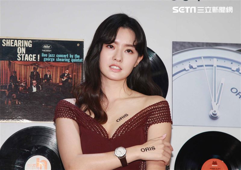 清新系女星陳語安出席 Oris全球首間Watch & Coffee 複合式概念店。。（記者邱榮吉/攝影）