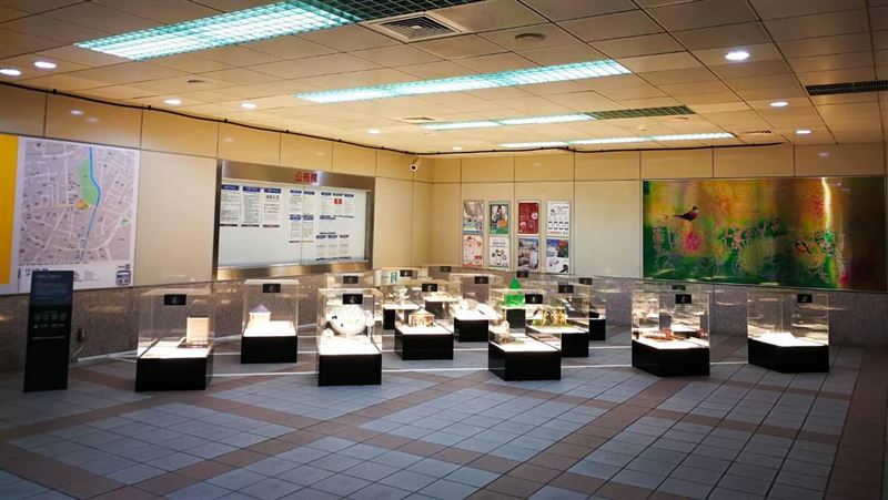 展示打狗百年風華　高捷站變藝術廣場