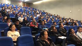 新北啟動大型群聚活動安全管理（3）八仙塵爆事件發生過後，新北市政府積極制定「新北市民間辦理大型群聚活動安全管理自治條例」，15日在市府辦理執行說明會，各縣市政府、區公所及曾於大台北地區辦理過大型活動的廠商代表等參與。（消防局提供）中央社記者王鴻國傳真　108年1月15日