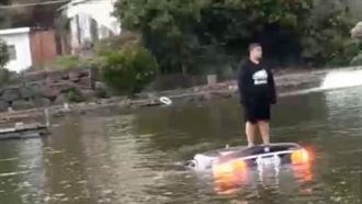 抓交替？同一烏鰡池賓利、BMW滅頂