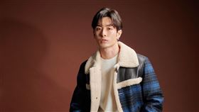 新歌《開滿花的路》惹哭粉絲　管麟為這原因不捨道歉