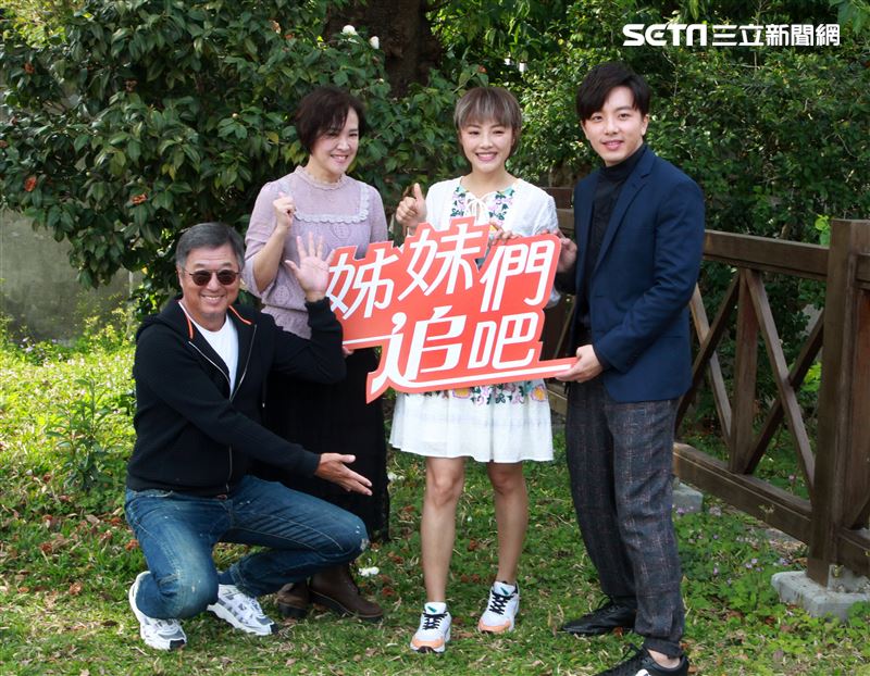 名製作人王偉忠製作「姊妹們追吧」眷村戲。（記者邱榮吉/攝影）
