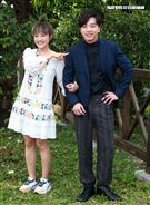 「姊妹們追吧」男女主角坤達、張允曦(小8)出席首映記者會。（記者邱榮吉/攝影）