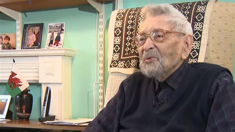 在世最長壽人瑞　111歲老翁接棒