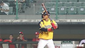 ▲中信兄弟蘇緯達熱身賽3響砲味全龍。（圖／記者劉彥池攝影）