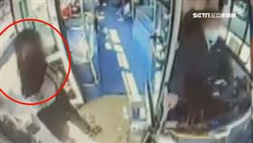 確診印尼女看護搭公車畫面曝光　全程都戴口罩