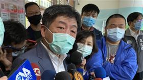 台灣採檢武漢肺炎能力　陳時中：每日達2450件對於台灣在武漢肺炎疫情期的採檢量能，中央流行疫情指揮中心指揮官陳時中（前）29日表示，台灣到2月28日已達單日2450件，為因應疫情可能變化，會繼續徵調資源。中央社記者邱俊欽桃園攝　109年2月29日