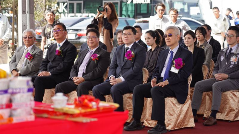 星宇開航慘遇疫情　張國煒霸氣回應了