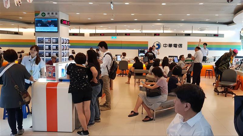 5G圈地戰　電信業備戰499換約潮