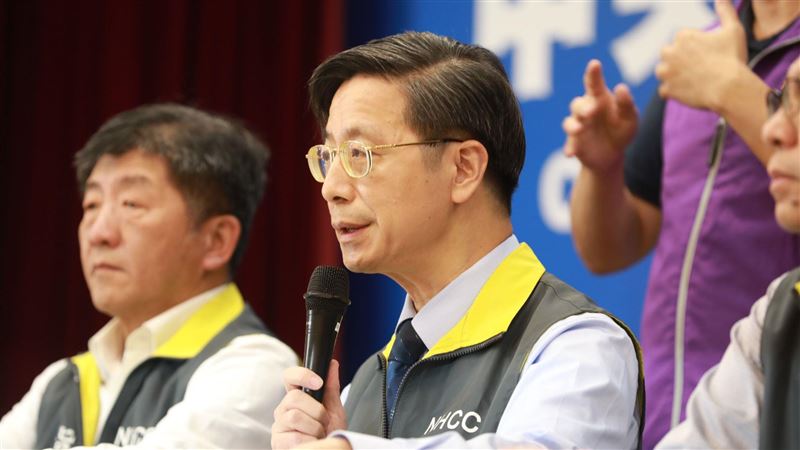 案34病況危急？張上淳曝：在ICU