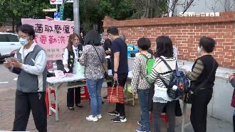 民代發「防疫物」　酒精、額溫貼搶手