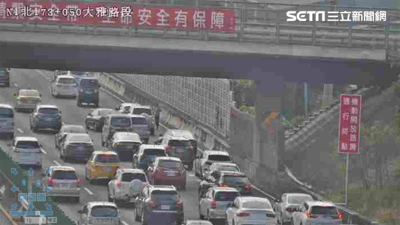 228連假國道塞爆　壅塞量高出6成