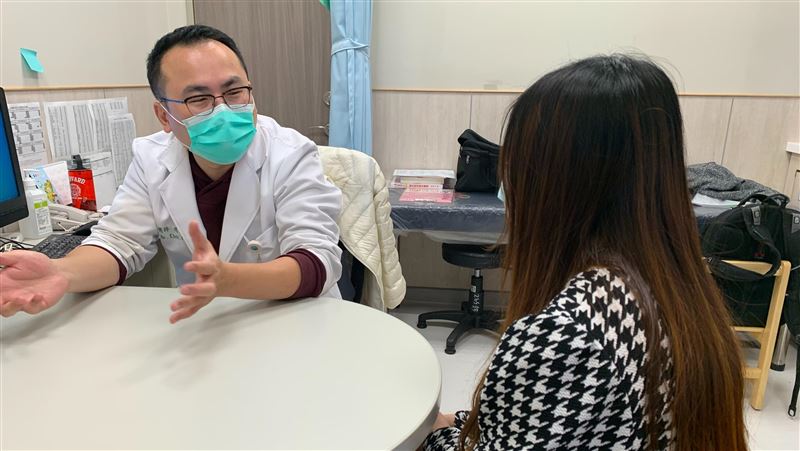 同事從中國回台…她憂染肺炎歇斯底里