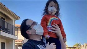 美國,撤僑,肺炎,確診,咳嗽（圖／翻攝自youtube-Inside Edition ）