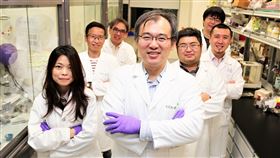 武漢肺炎又有新潛力藥物，有生技中心完成「法維拉韋」合成。（圖／生技公司授權提供）