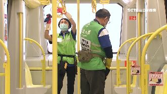 車廂消毒狂站8小時　北捷清潔員累癱