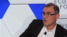 曾準確預測2008 年金融危機而有「末日博士」之稱的紐約大學經濟學教授魯比尼（Nouriel Roubini）（圖／翻攝自
World Economic Forum YouTube）