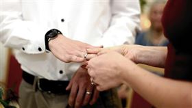 網友闡述自己的辦公室茶水間奇遇，卻被鄉民們吐槽。（圖／翻攝自PTT Pixabay）