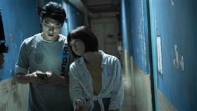 林哲熹、嚴正嵐。（POP Radio提供）