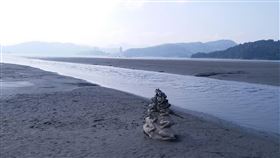 春雨未到  日月潭九蛙疊像見天日春雨未到，主要功能為水力發電的日月潭水位下降，近日水蛙頭步道的「九蛙疊像」全露出。（日月潭管理處提供）中央社記者蕭博陽南投縣傳真  109年3月3日