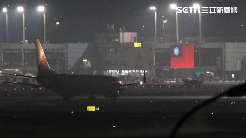 武漢包機18人不檢疫…他一句話嗆爆