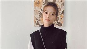 法國精品品牌Longchamp全新春夏Roseau系列，韓國女星孫藝珍、女星張鈞甯、安心亞、宋芸樺（翻攝自IG/Netflix）