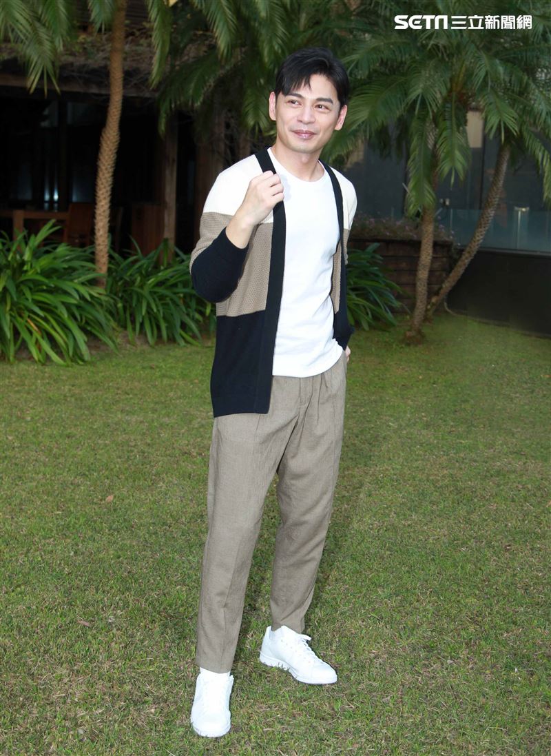 電影「練愛Ing」導演阿Ken專訪。（記者邱榮吉/攝影）