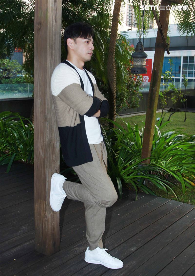 電影「練愛Ing」導演阿Ken專訪。（記者邱榮吉/攝影）