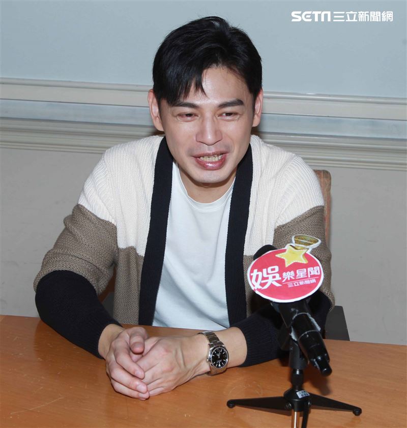 電影「練愛Ing」導演阿Ken專訪。（記者邱榮吉/攝影）